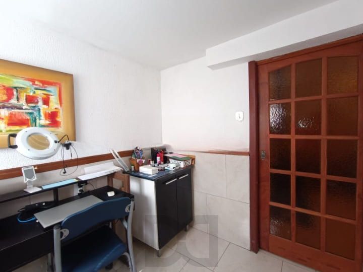 Casa para Venda - 142.8m², 4 dormitórios, 5 vagas - Teresópolis — foto 17