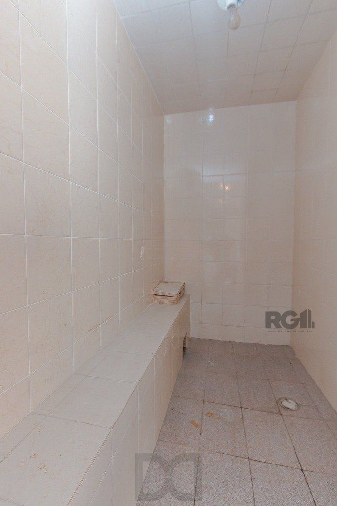 Casa com 4 dormitórios, 4 vagas no bairro Vila Jardim — foto 17