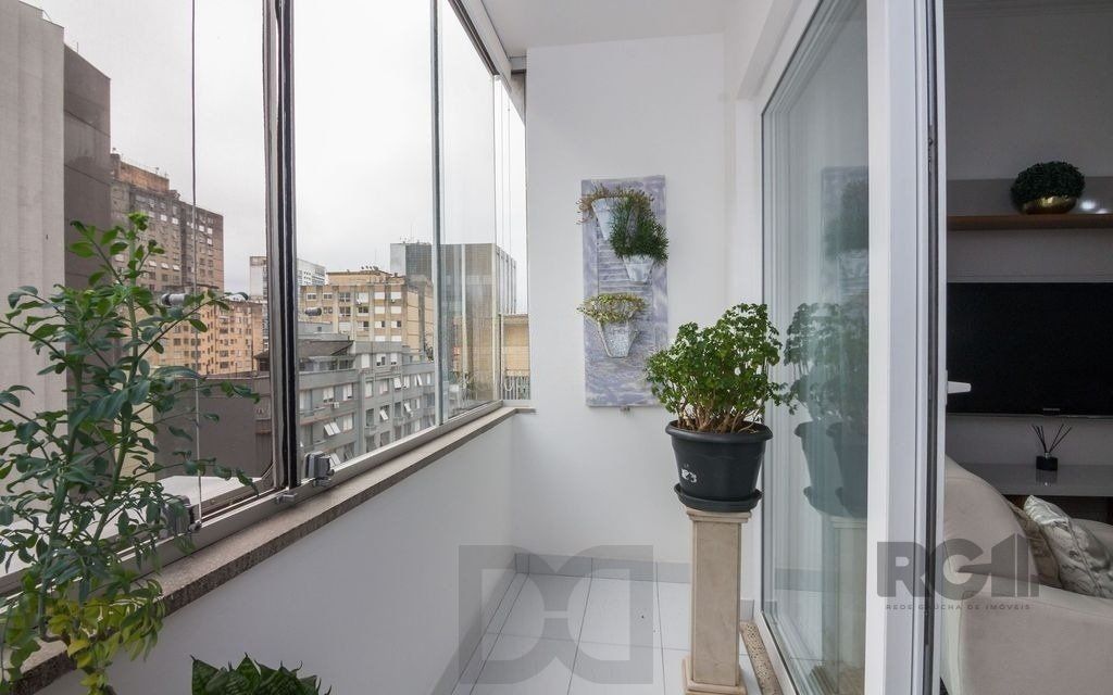 Apartamento 2 Dormitório(s) Bairro Centro Histórico — foto 1