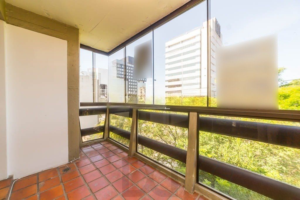 Apartamento de 3 dormitórios à venda no Bairro Auxiliadora, Porto Alegre. — foto 4