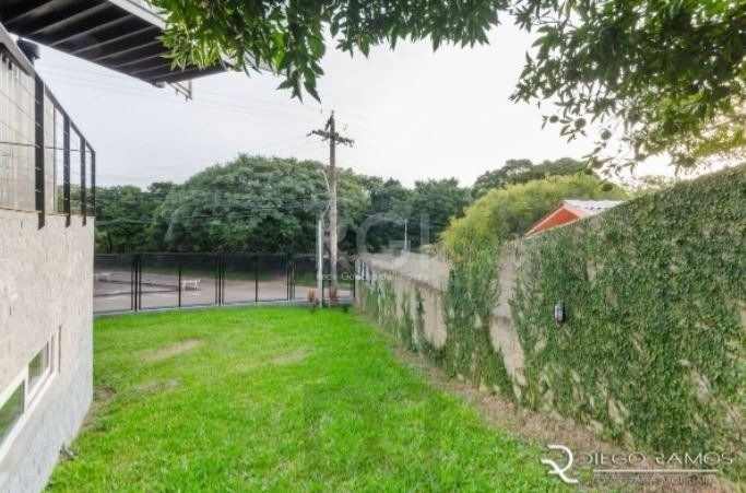 Casa para Venda - 315m², 3 dormitórios, sendo 1 suites, 2 vagas - Teresópolis — foto 65