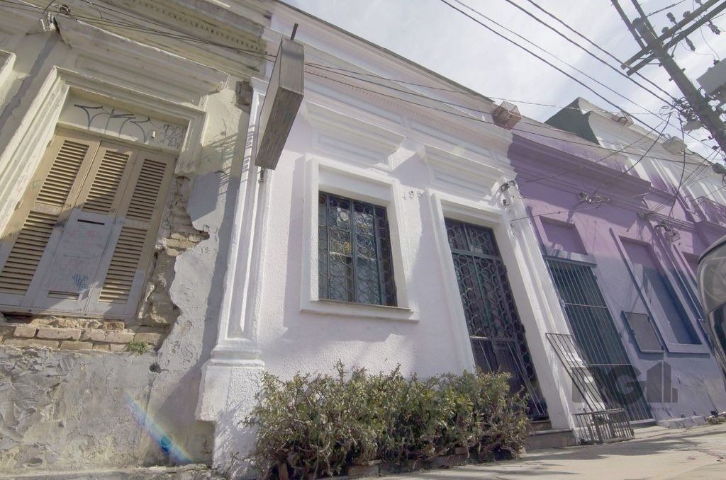 Excelente casa de 116m² com 2 dormitórios no bairro Cidade Baixa. — foto 1
