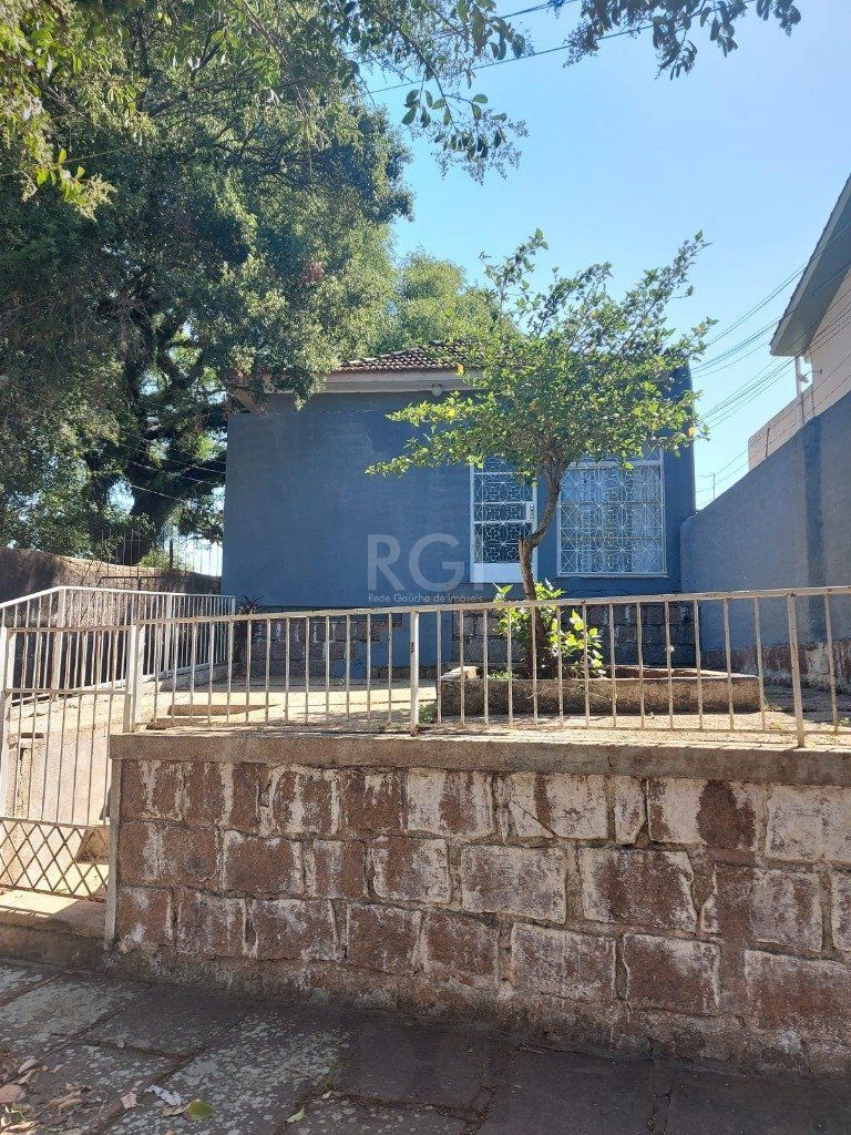 Terreno à venda em torno 400m² Bairro Glória — foto 1