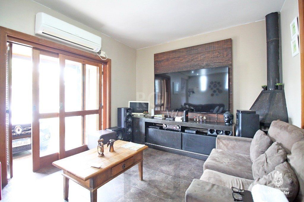Casa para Venda - 151.36m², 3 dormitórios, sendo 1 suites, 2 vagas - Partenon — foto 3
