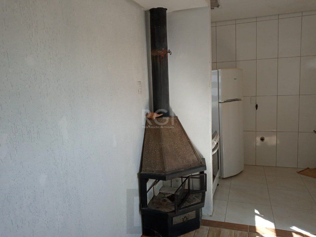 Casa para Venda - 384m², 3 dormitórios, sendo 1 suites, 3 vagas - Teresópolis — foto 7