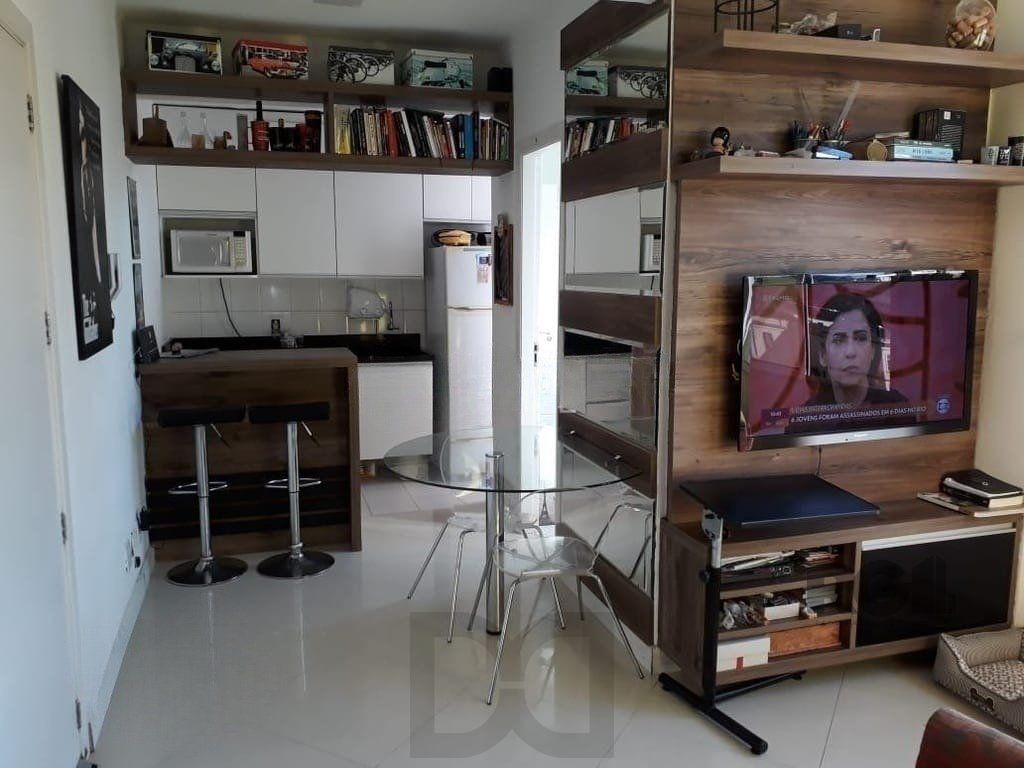 Excelente apartamento de 30m² com 1 dormitório no Centro Histórico. — foto 2