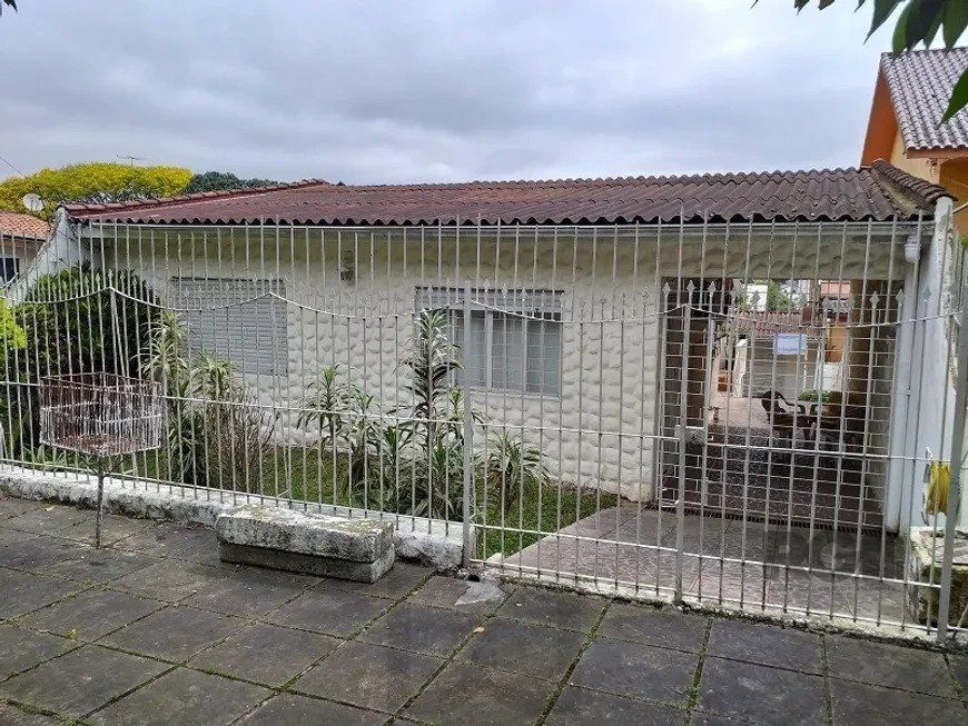 Casa 169m² - 2 dormitórios, 2 vagas no bairro Cavalhada — foto 1
