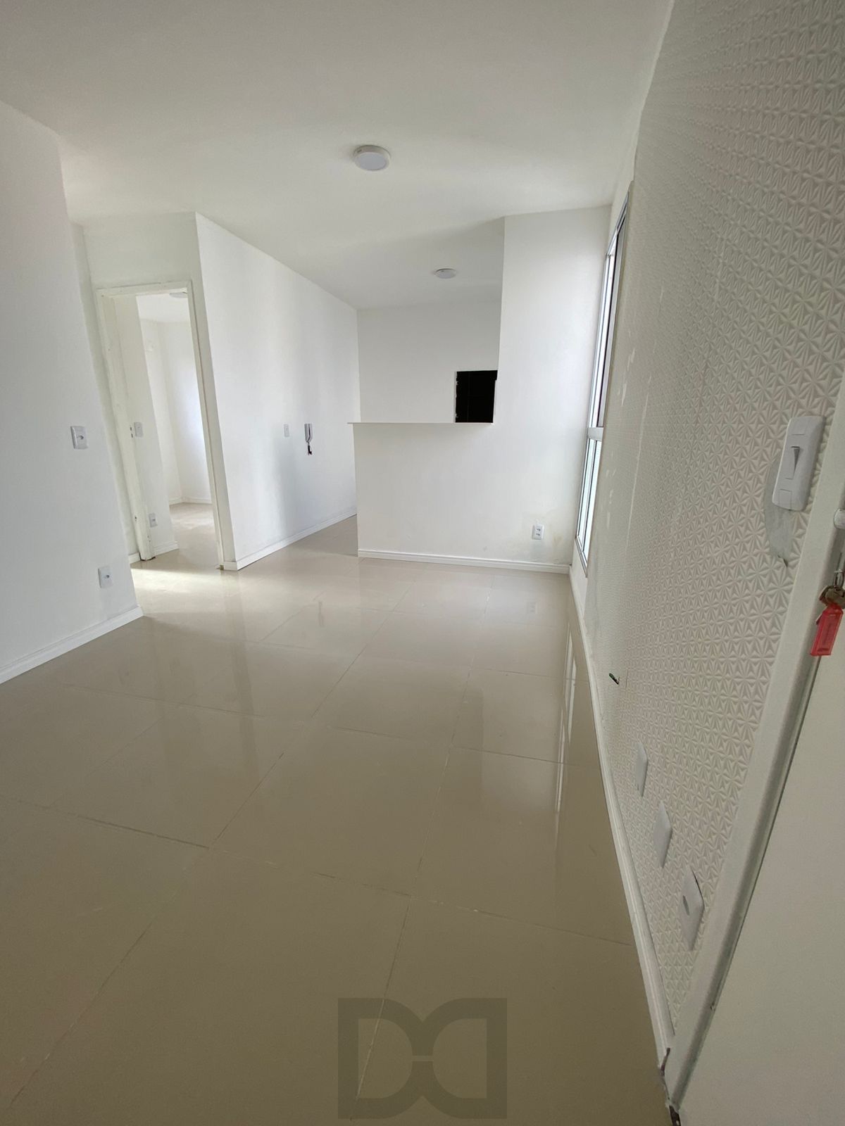 Apartamento de 2 dormitorios á venda no Bairro Vila Nova. — foto 1