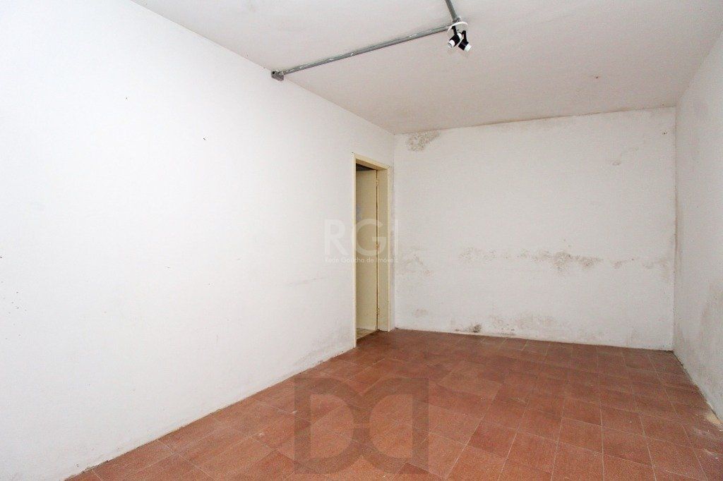 Casa para Venda - 840m², 7 dormitórios, sendo 3 suites, 8 vagas - Medianeira — foto 13