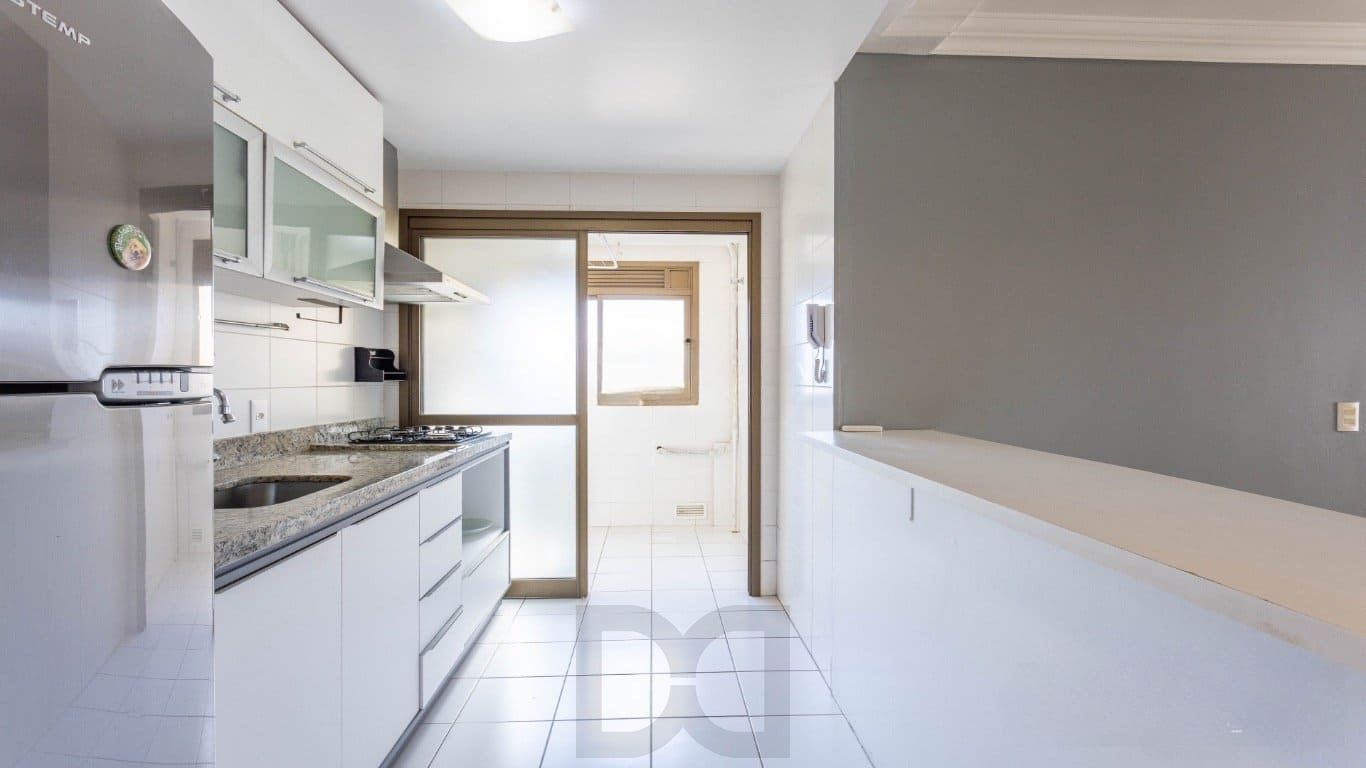 Apartamento de 2 dormitorios à venda em Passo da Areia, Porto Alegre. — foto 13