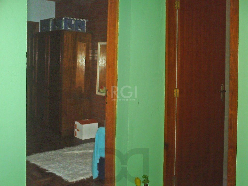 Casa para Venda - 140m², 3 dormitórios, sendo 1 suites, 2 vagas - Morro Santana — foto 7