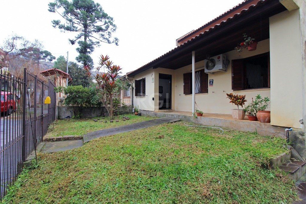 Casa para Venda - 150m², 4 dormitórios, sendo 1 suites, 3 vagas - Nonoai — foto 3