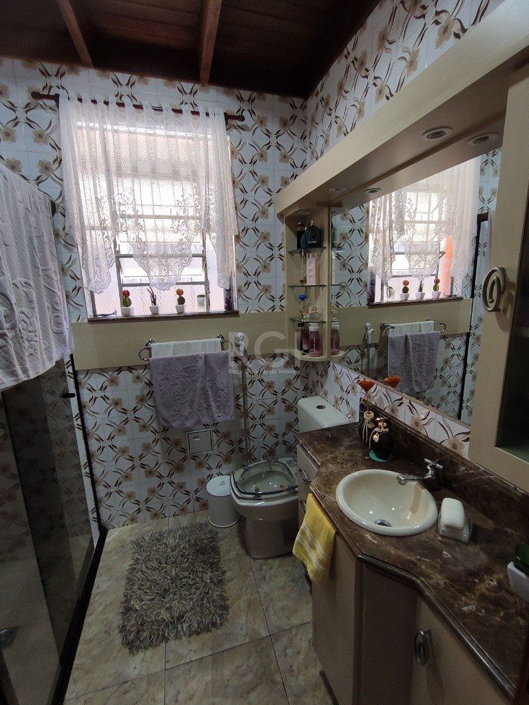 Casa para Venda - 142.8m², 4 dormitórios, 5 vagas - Teresópolis — foto 7