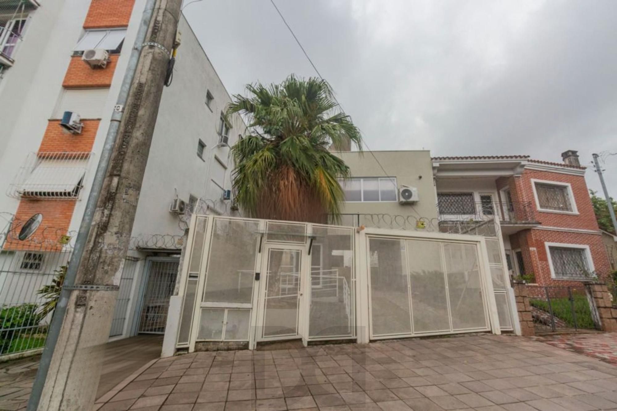 Apartamento de 1 dormitório á venda no Bairro Santo Antônio, Porto Alegre — foto 1