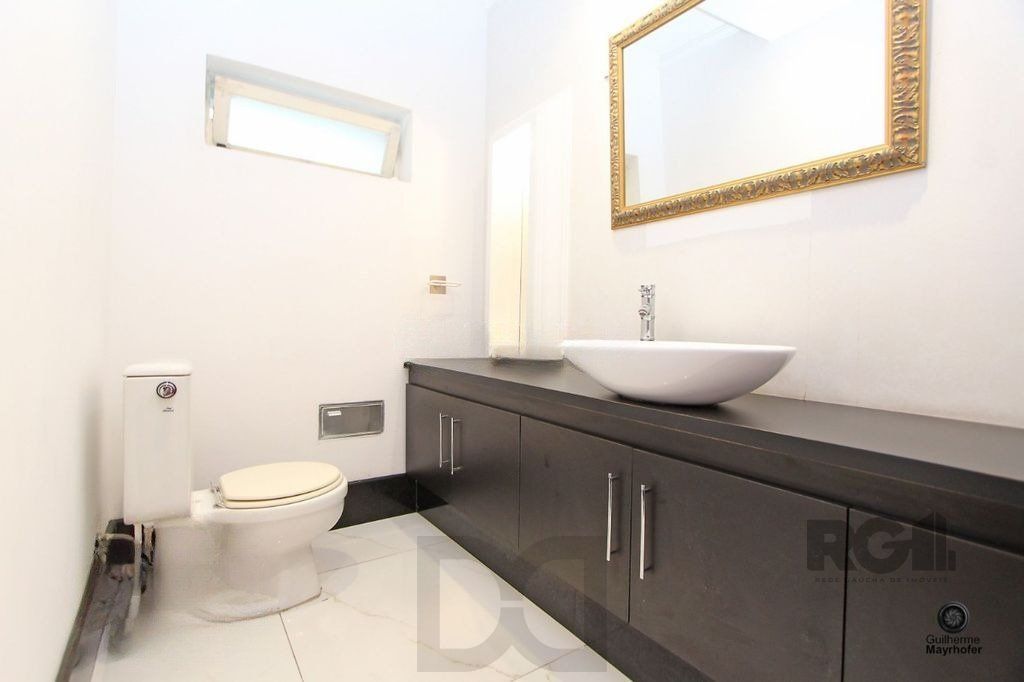 Casa com 5 suítes, 7 banheiros, 4 vagas no bairro Partenon — foto 6
