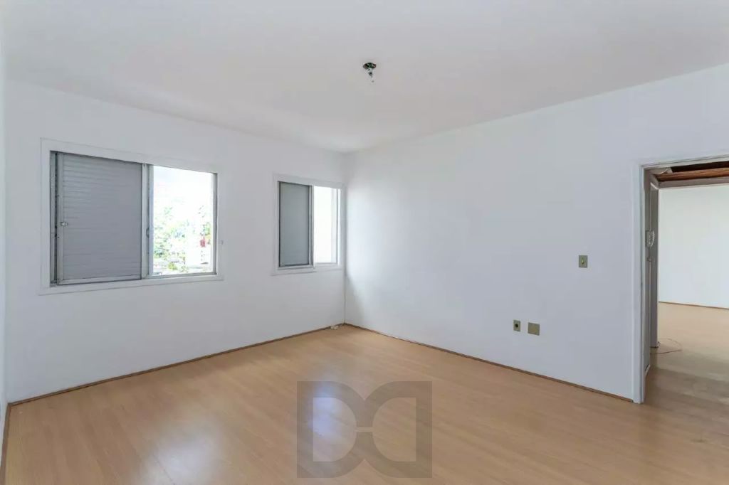 Apartamento 1 dormitório à venda no Bairro Azenha - Porto Alegre — foto 2