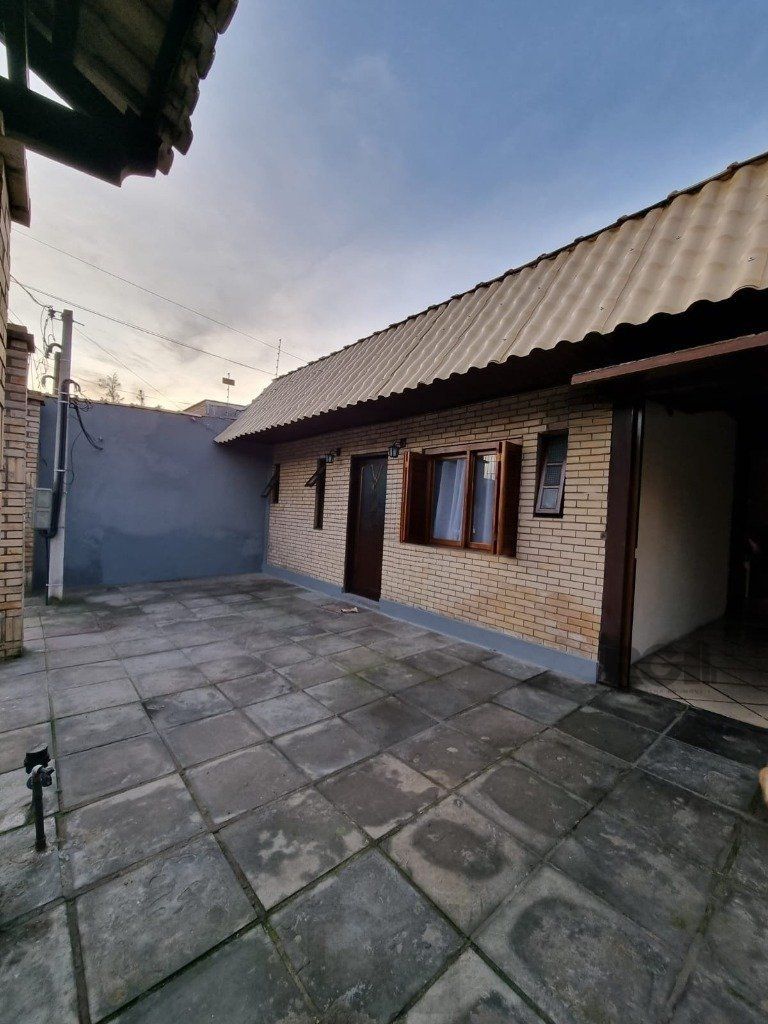 Casa com 3 dormitórios no bairro Sarandi — foto 13