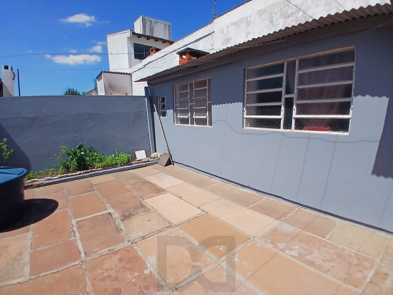 Casa com 03 dormitorios e amplo jardim no bairro Santa Tereza /RS — foto 27