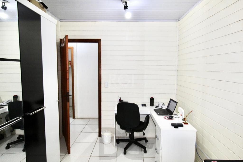 Casa para Venda - 90m², 5 dormitórios, sendo 1 suites, 5 vagas - Teresópolis — foto 17
