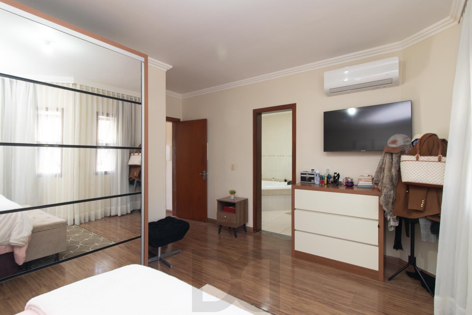Casa de 03 dormitorios com suite e piscina no bairro Hipica - Porto alegre/Rs — foto 12