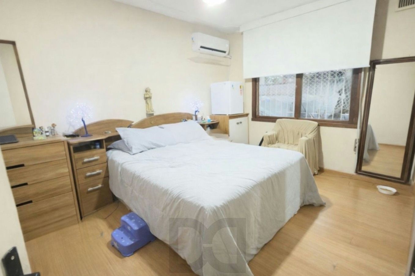Casa com 3 dormitórios e edícula nos fundos no bairro Nonoai. — foto 14