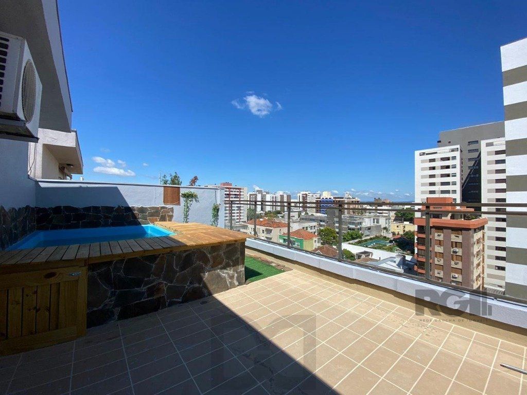 Cobertura Duplex para Venda - 269,97², 3 dorm, 1 suite, 2 vagas - Menino Deus — foto 1