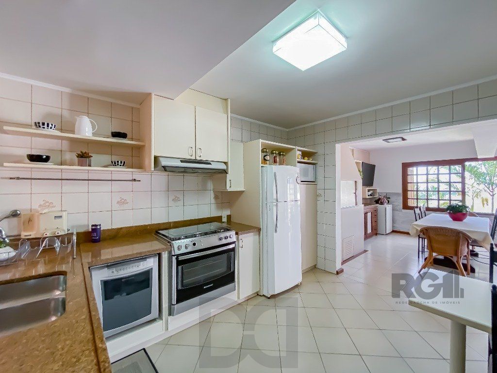 Casa 4 Dormitório(s) Bairro Teresópolis — foto 14