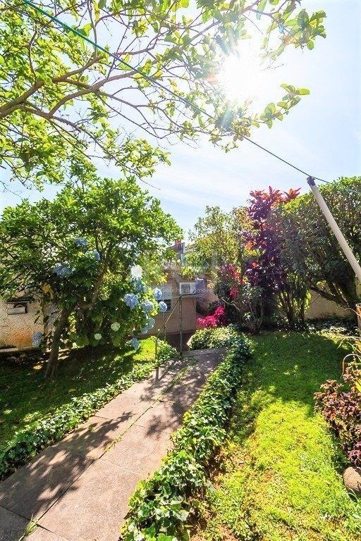 Casa de 424m² no Bairro Chácara Das Pedras — foto 29