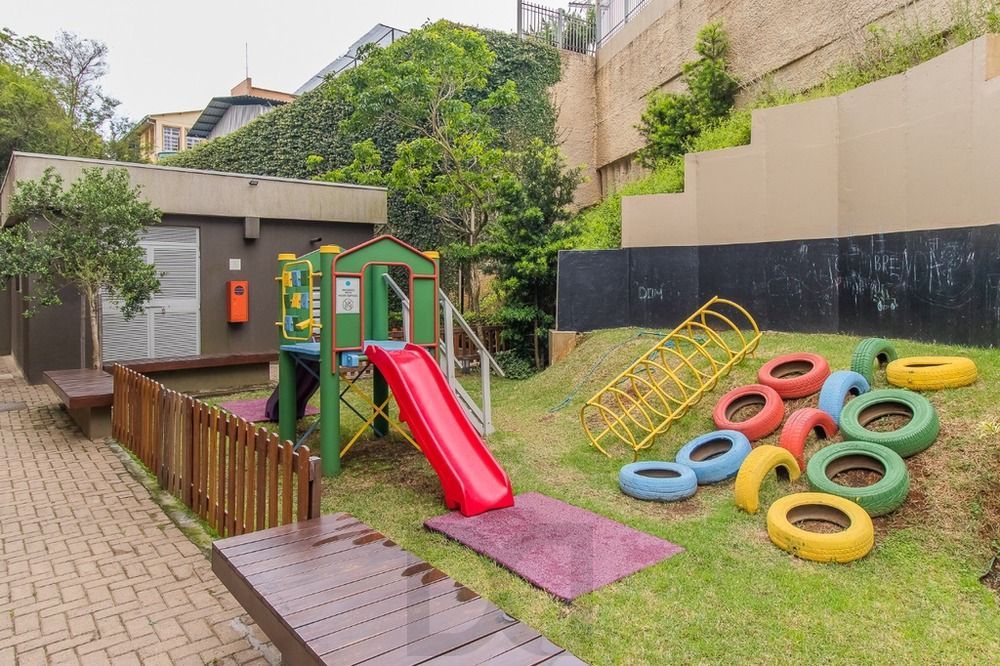 Apartamento de 03 dormitorios e suite , infraestrtura de clube no Jardim Carvalho em Porto Alegre — foto 4