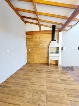 Excelente casa de 85m² com 2 dormitórios, piscina e 6 vagas. — foto 4