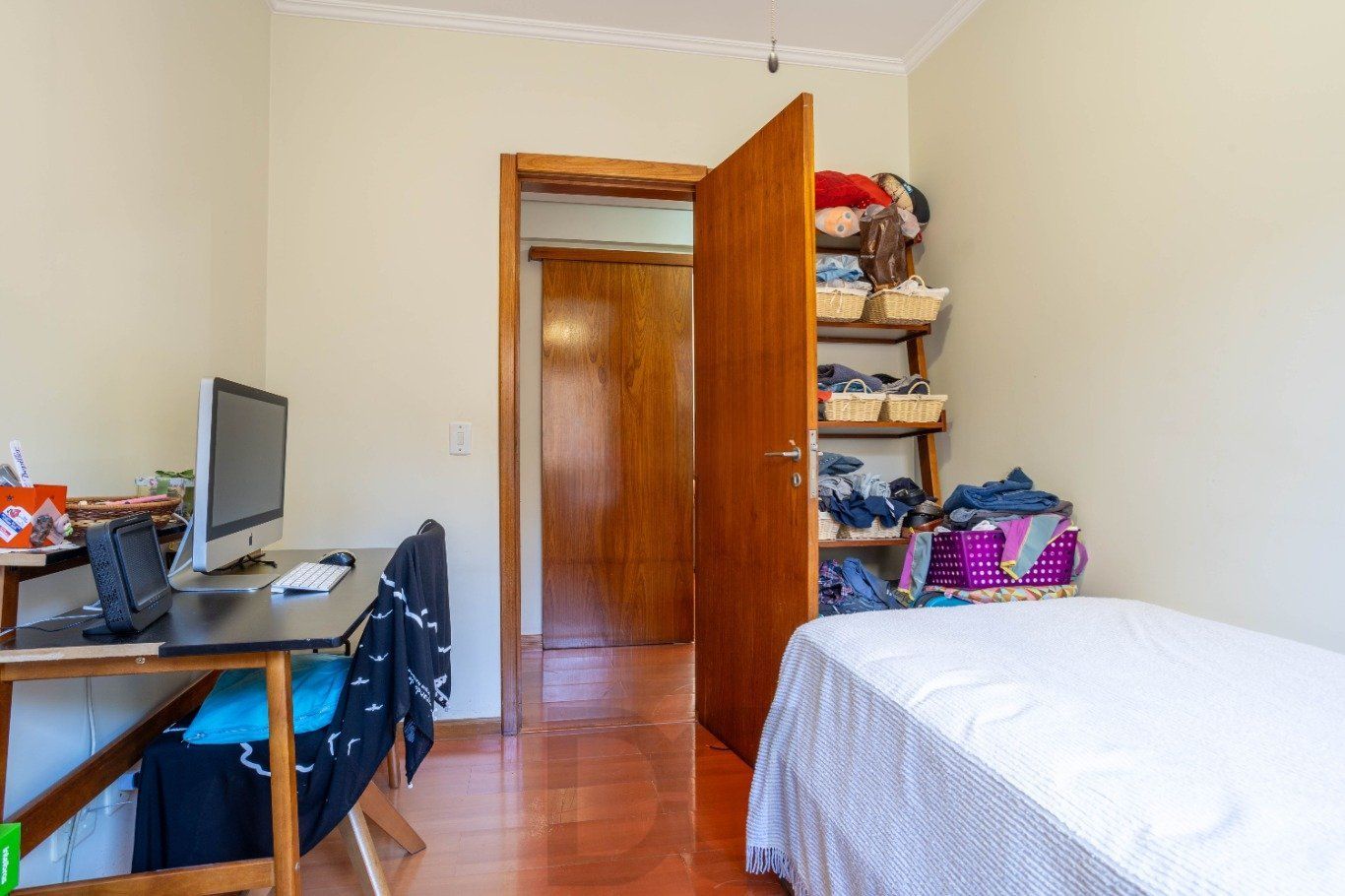 Apartamento de 3 quartos e 93m² à venda em Rio Branco, Porto Alegre. — foto 19
