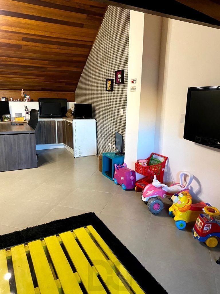 Casa Condomínio de 3 dormitórios, sendo 1 suites, 3 vagas - Tristeza — foto 26