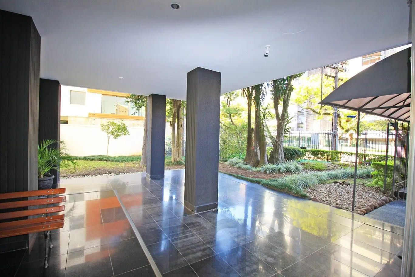 Apartamento Garden de 3 dormitórios à venda no Bairro Petrópolis. — foto 32