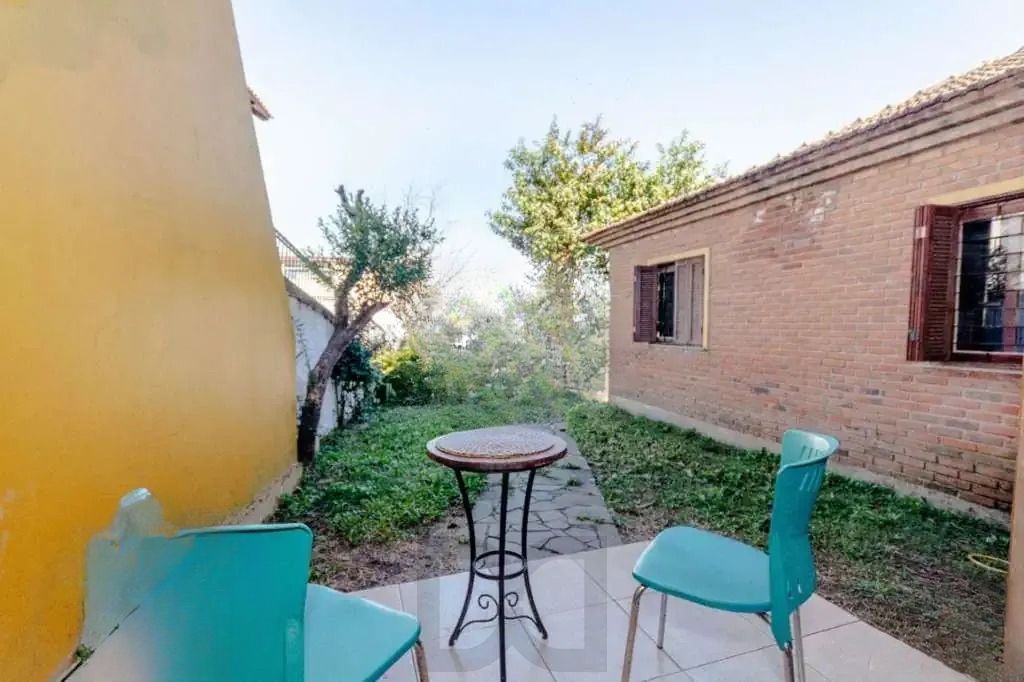 Casa à venda com 3 dormitórios, 1 suíte e espaço gourmet em terreno alto — foto 25