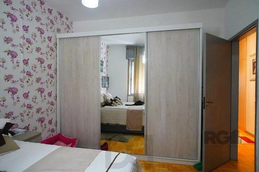 Apartamento 91m² - 3 dormitórios e 2 vagas no bairro Petrópolis — foto 10