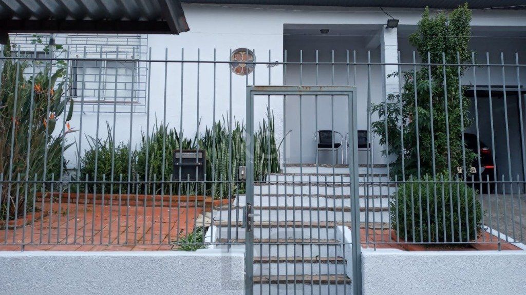 Casa para Venda - 174m², 3 dormitórios, sendo 1 suites, 3 vagas - Jardim Sabará — foto 3
