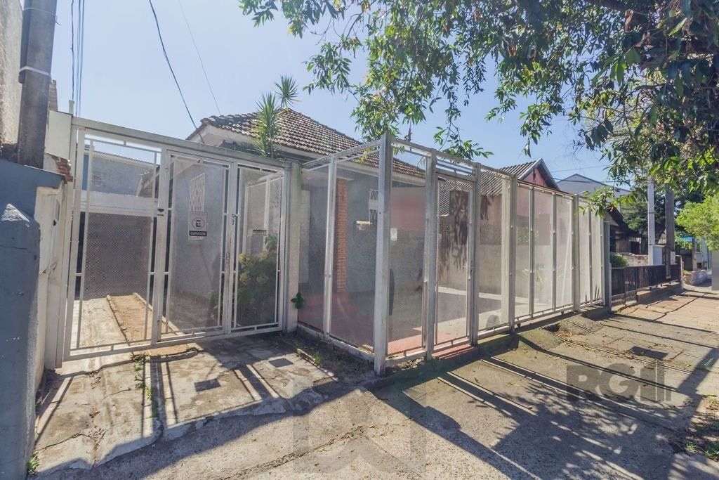 Casa de 5 dormitórios no bairro Sarandi — foto 52