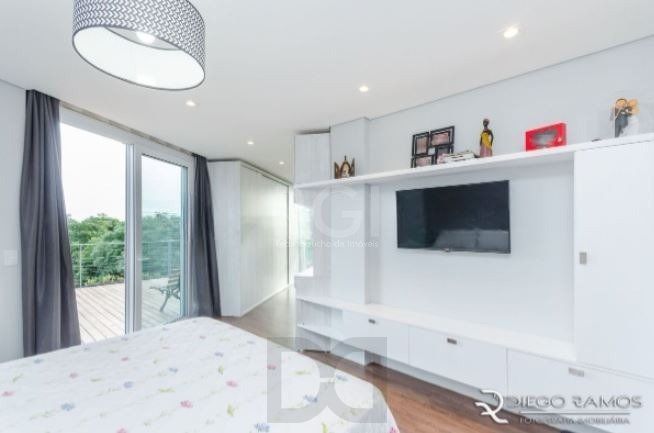 Casa para Venda - 315m², 3 dormitórios, sendo 1 suites, 2 vagas - Teresópolis — foto 24