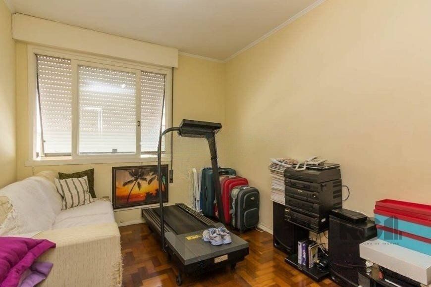 Apartamento 86m² - 3 dormitórios, 2 banheiros, 1 vaga no bairro Petrópolis — foto 7