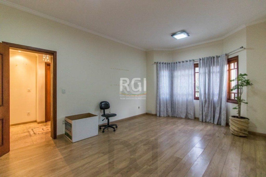 Sobrado para Venda - 499.98m², 4 dormitórios, sendo 3 suites, 4 vagas - Jardim Ipiranga — foto 27