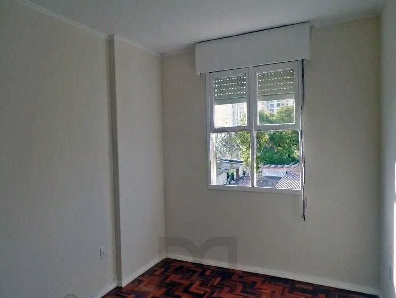 Apartamento de 2 dormitórios á venda no Bairro Passo da Areia — foto 8