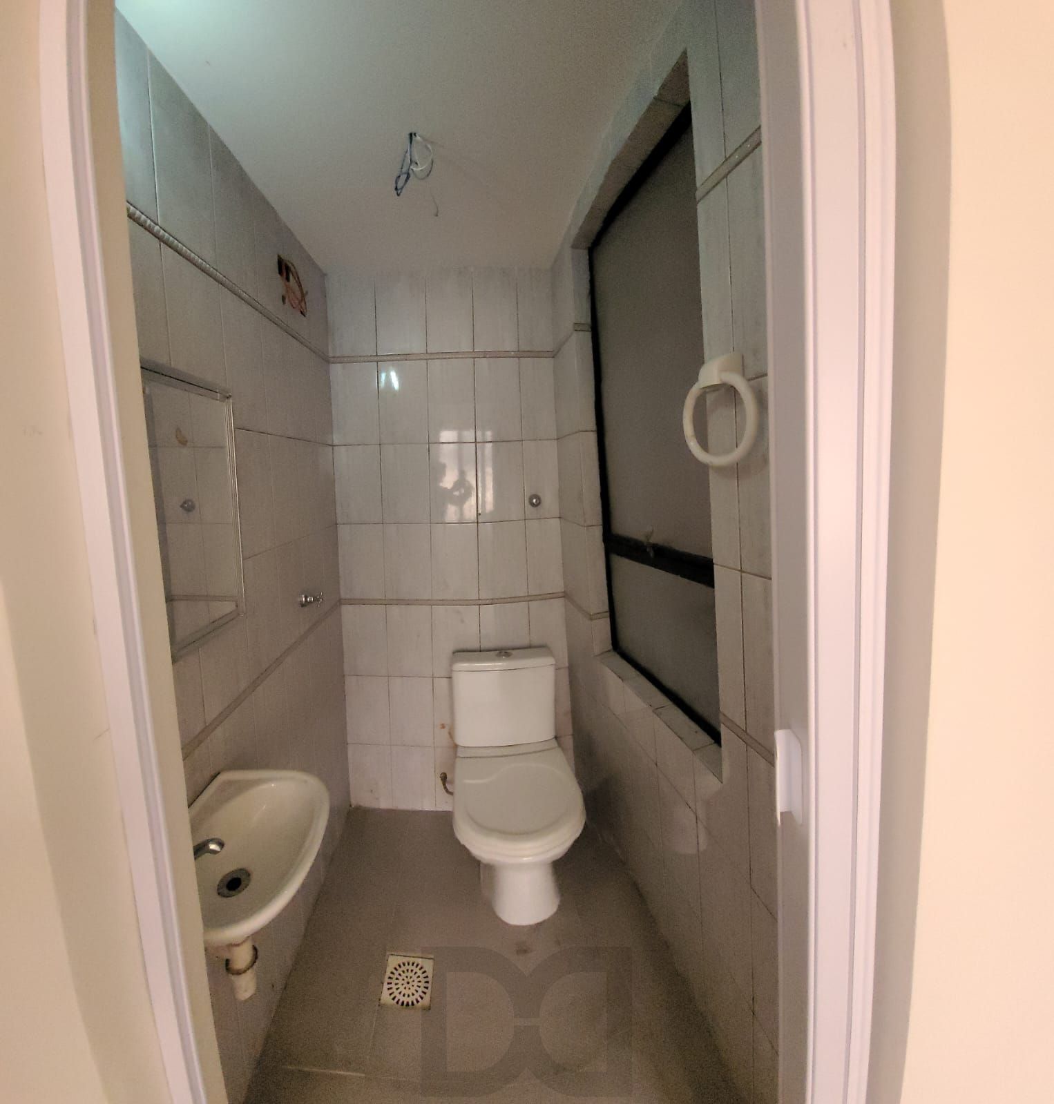Aparatamento Garden, térreo, 2 dormitórios com 2 vagas no Bairro São João. — foto 8