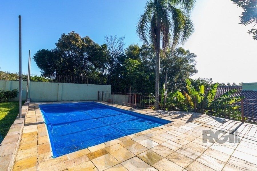 Casa 4 Dormitórios, piscina, bairro Teresópolis — foto 7