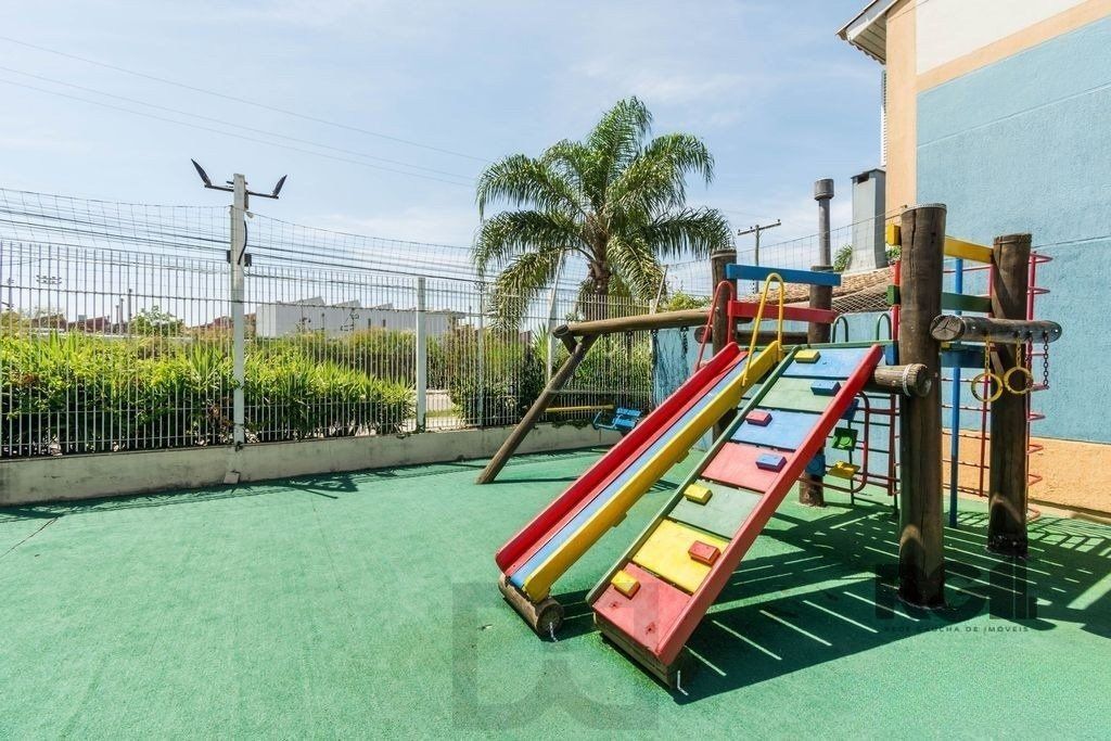 Casa em condomínio, 77m², 2 dormitórios e 2 vagas no bairro Humaitá — foto 29