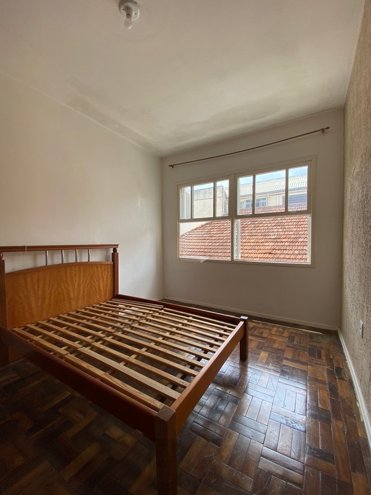 Apartamento de 1 dormitório á venda no Bairro Menino Deus. — foto 8