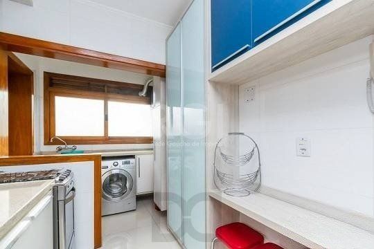 EXCELENTE COBERTURA COM 2 DORMITÓRIOS, PISCINA E 1 VAGA DE GARAGEM. — foto 10
