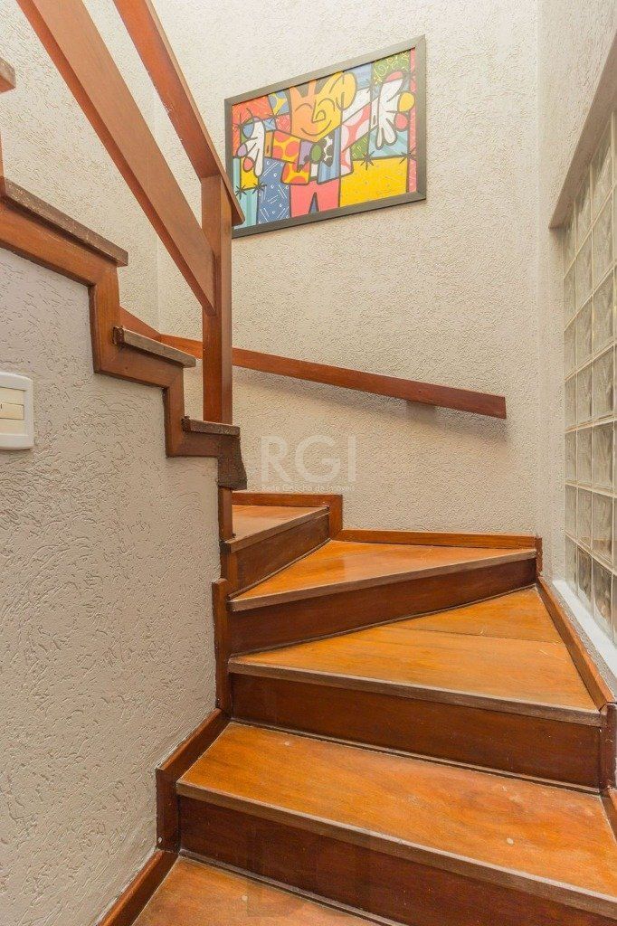 Casa à venda - 230m², 4 quartos, sendo 2 suítes, churrasqueira, piscina e 03 vagas de garagem — foto 7
