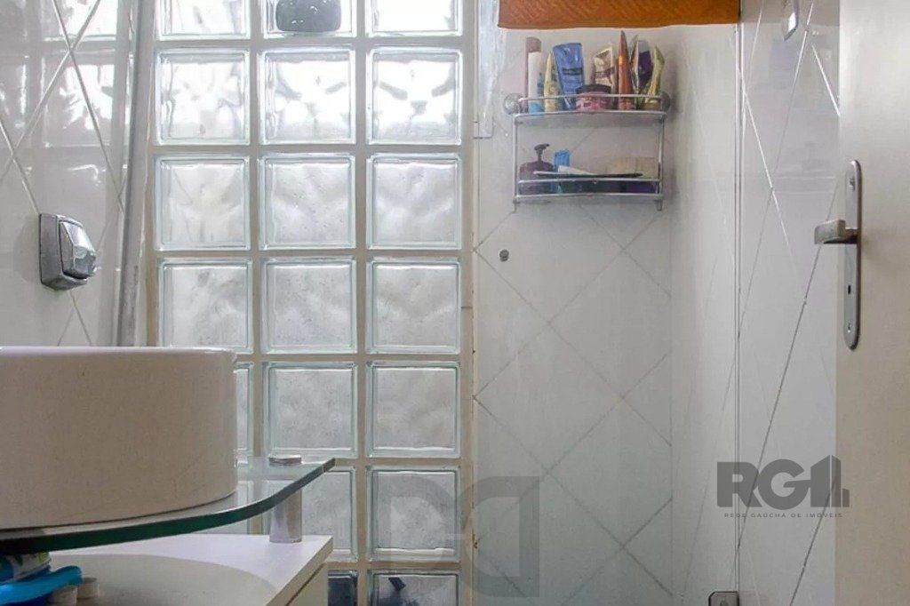 Apartamento 2 dormitórios  com 1 vaga no bairro Teresópolis em Porto Alegre — foto 15
