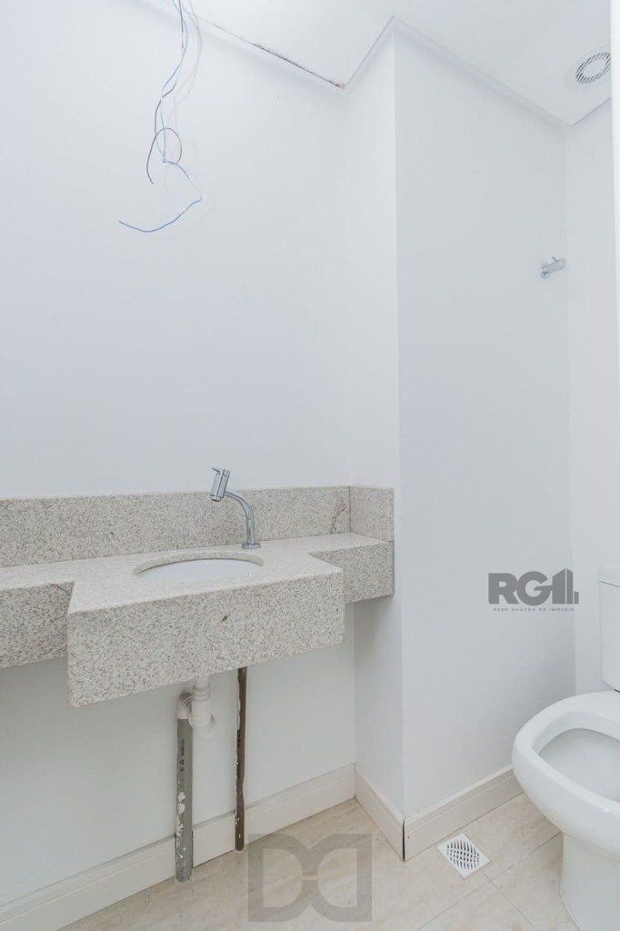 Excelente casa em condomínio de 251m² com 3 suítes e elevador! — foto 22
