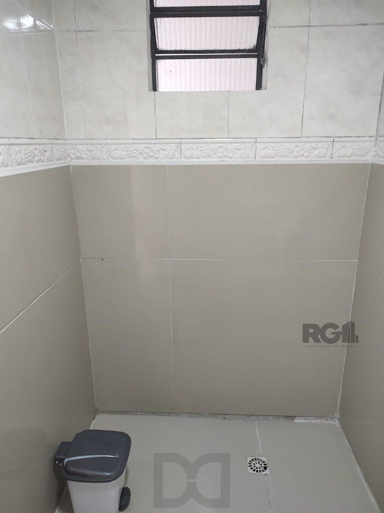 Loja para Venda - 60m², 0 dormitórios, 3 vagas - Petrópolis — foto 36